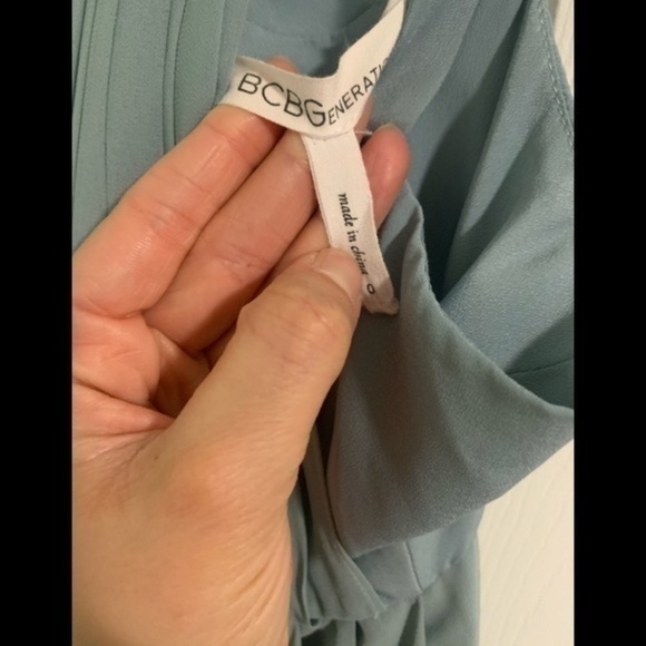 BCBG Generation Blue Gown Size 0 - Picture 10 of 13